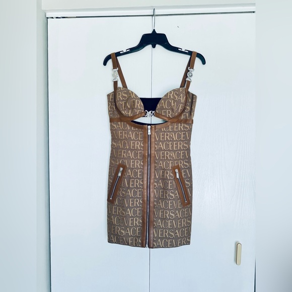 Versace Logo Print Cut Out Monogram Mini Dress Leather Trims IT 40 US 4 $3050 - Picture 7 of 15